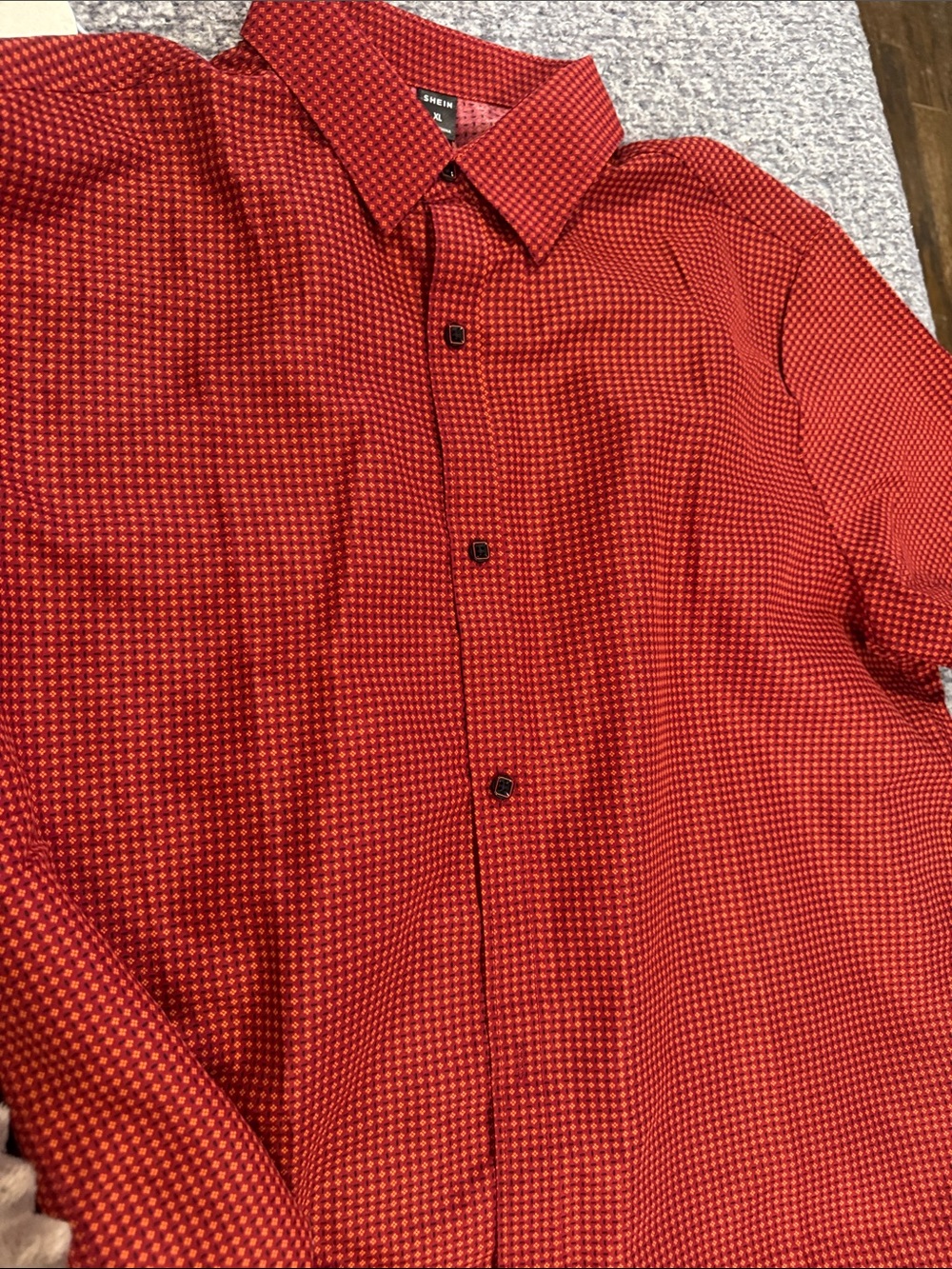Men's Red Patterned Button-Up Shirt